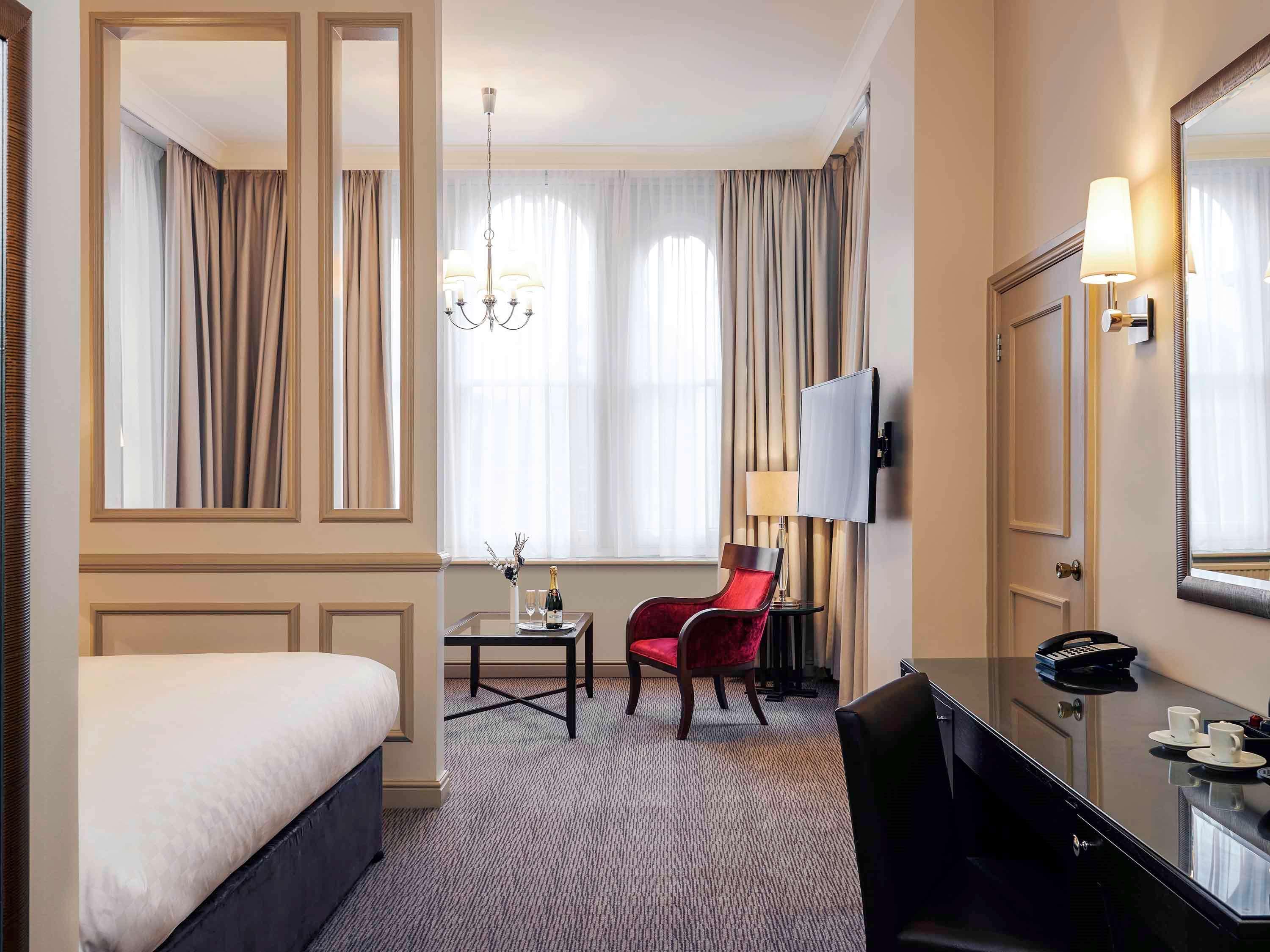 Exeter Rougemont Hotel By Sunday Εξωτερικό φωτογραφία