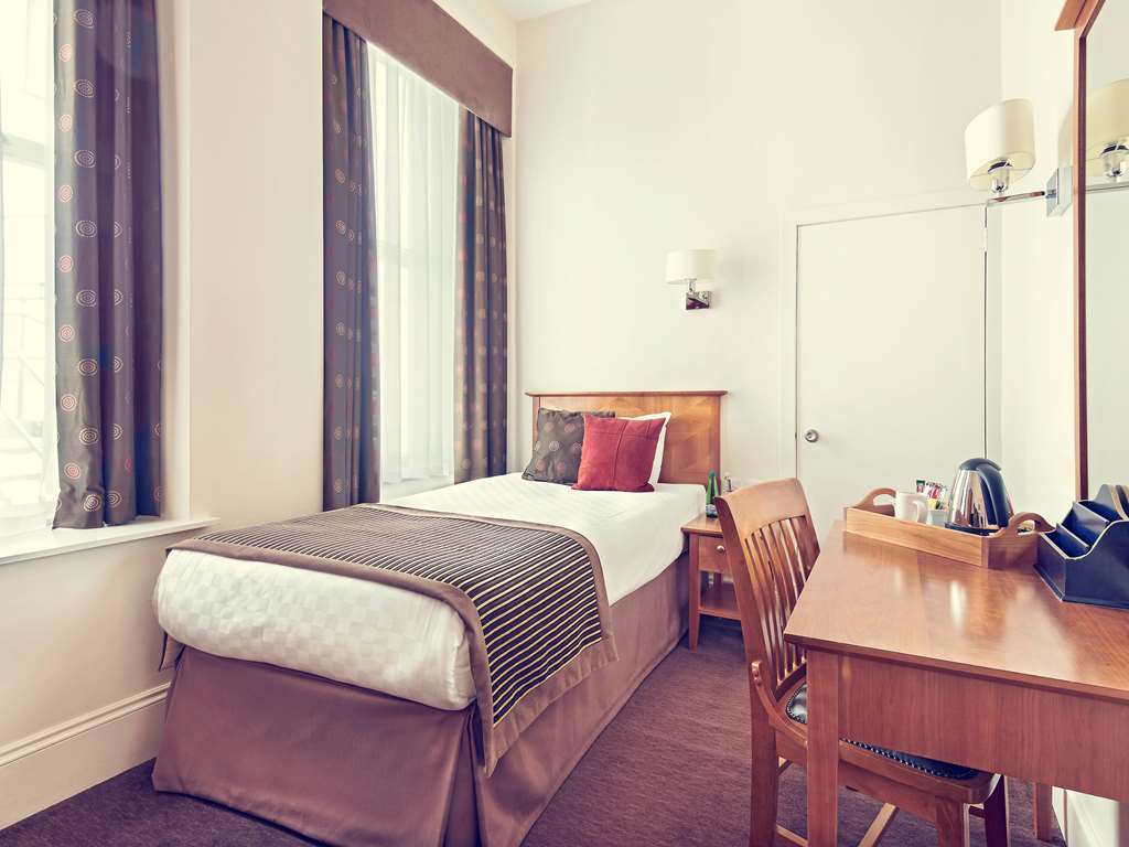 Exeter Rougemont Hotel By Sunday Δωμάτιο φωτογραφία